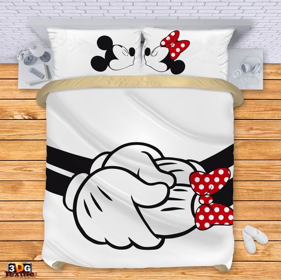 Bed Linen Mickey and Minnie kiss