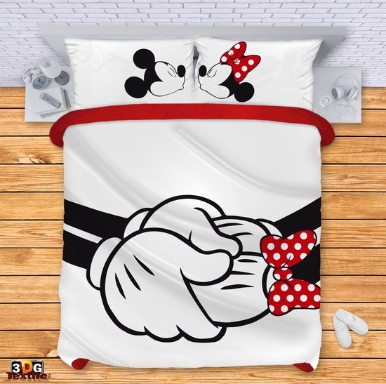 Bed Linen Mickey and Minnie kiss
