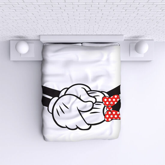 Bed Cover Mickey and Minnie Kiss