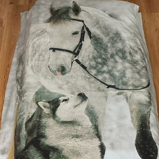 Bed Linen Horse and Wolf