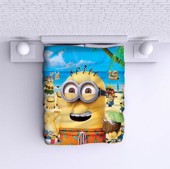 Bed Cover Minions Beach