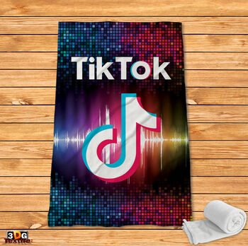 Fleece Blanket Tik Tok black