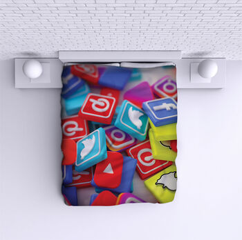 Bed Cover Social media